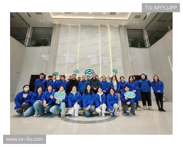 围绕足球独狼式队友构建团队协作新思路与实践路径探索未来愿景篇