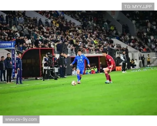 足球赛场上的极限瞬间：当压力拉满，胜负悬于一线